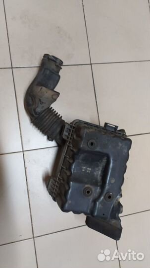 Корпус воздушного фильтра Hyundai Elantra 3 (XD2)