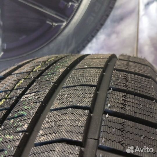 Tracmax X-Privilo S360 235/65 R17 108T