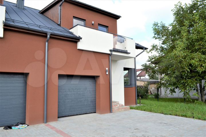 Таунхаус 160 м² на участке 3 сот.