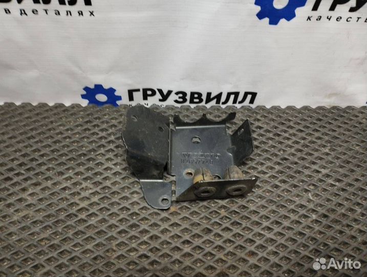 Кронштейн (крепление) Volvo FH4 82857748