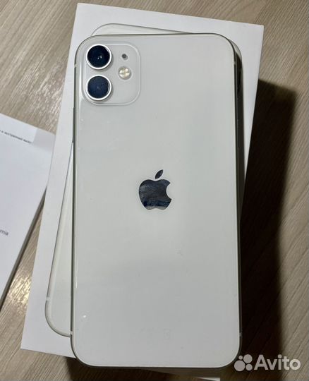 iPhone 11, 128 ГБ