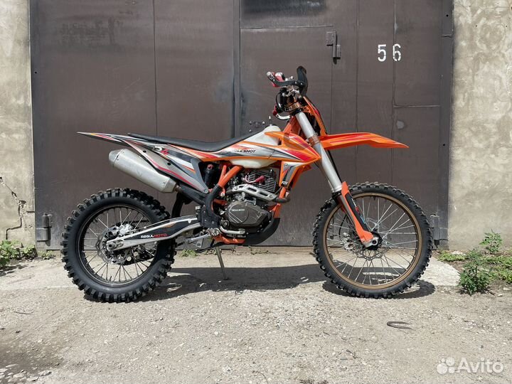 Regulmoto holeshot