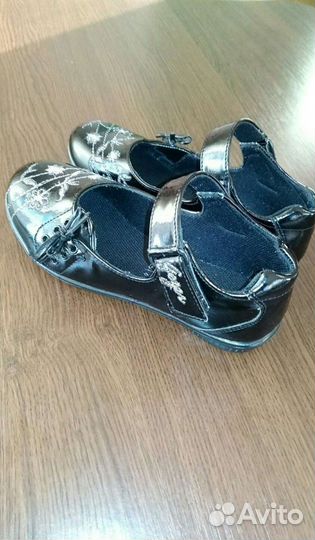 Туфли для девочки 32