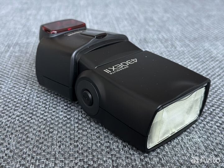 Вспышка Сanon Speedlite 430EX II