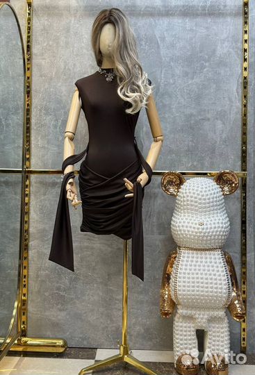 Платье со шлейфом