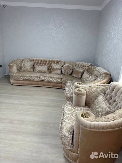 Угловой диван с креслом бу