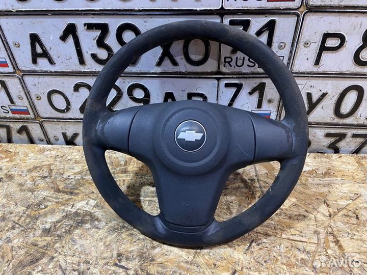 Руль Chevrolet Niva 2011