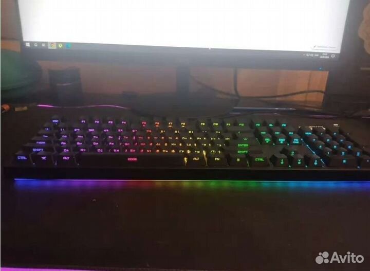 Комплект клавиатура, наушники