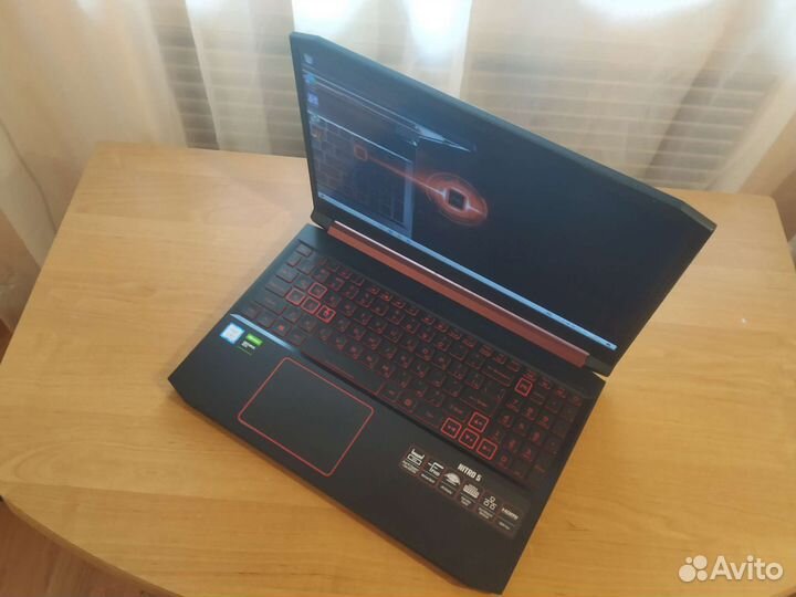 Мощный игровой ноутбук Acer nitro i7/GTX1650