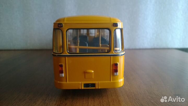 Модель автобуса Лиаз 677м