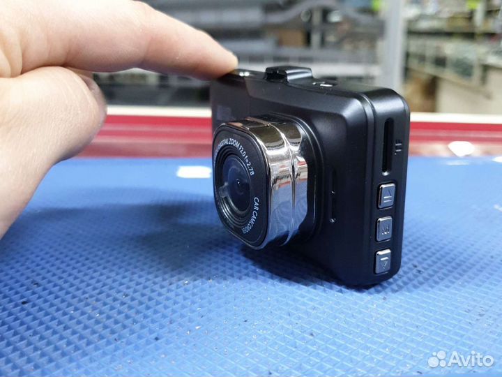 Видео регистратор Silver Stone F1