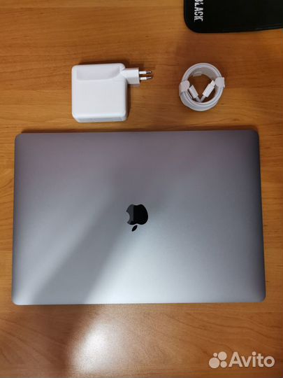 Продам Macbook Pro 16, 1tb ssd, 16gb, i9