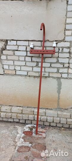 Кронштейн с керамическими изоляторами