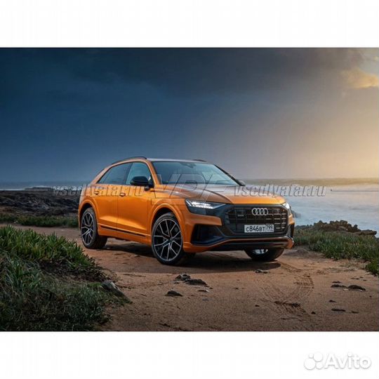 Плёнка для оклейки фар на автомобиле audi Q8 (2018