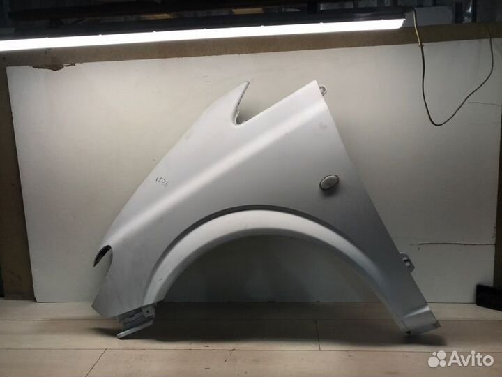 Крыло левое Mercedes Vito W639 ом646 2006