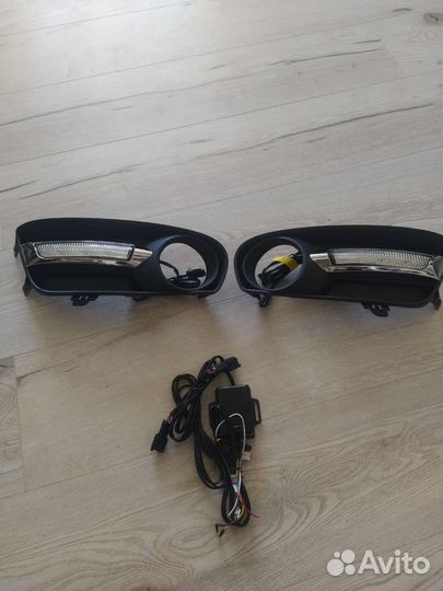 Дневные ходовые огни Nissan Tiida 2011+