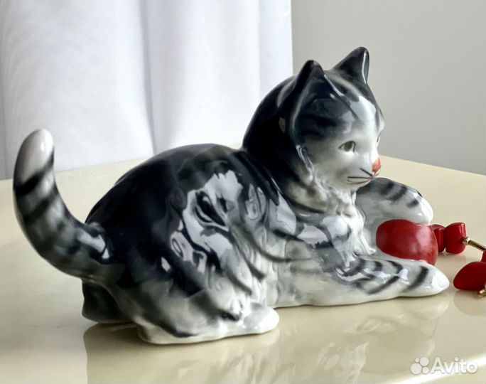 Фарфор Статуэтка Котик Кошечка