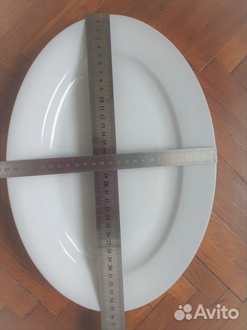 Продам 2 больших блюда (тарелки)