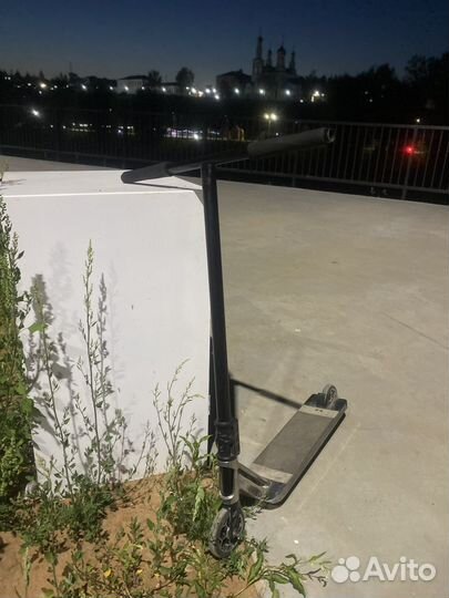 Трюковой самокат стрит