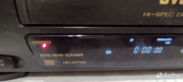 Видеомагнитофон jvc