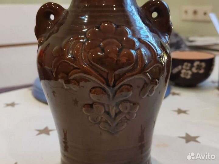 Глиняный кувшин