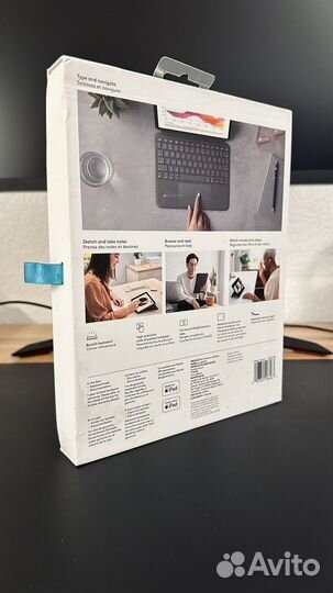 Logitech Combo Touch iPad Air 4th, 5th Gen