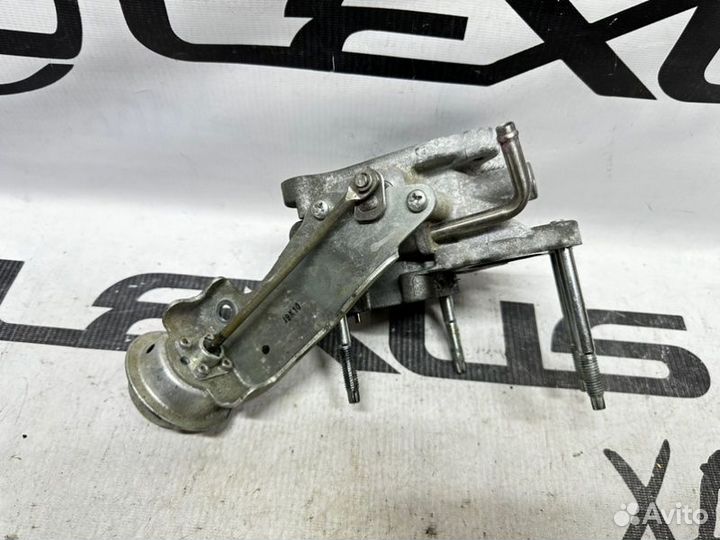 Клапан рециркуляции отработанных газов Toyota Land