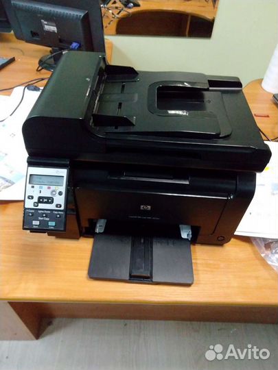 Цветное лазерное мфу HP M175nw с wi-fi