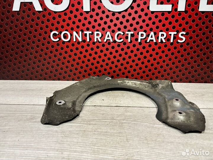 Кожух защитный тормозного диска Bmw 6 F06 N55