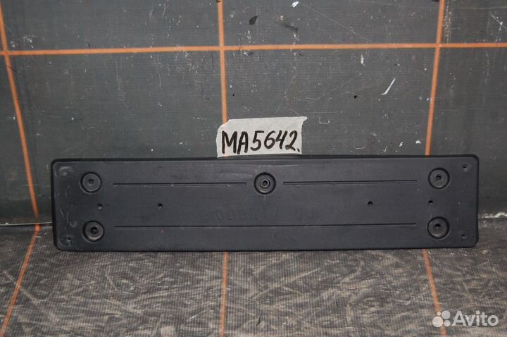 Площадка номерного знака - BMW 1 F20