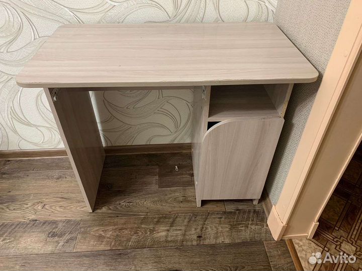 Детский письменный стол бу