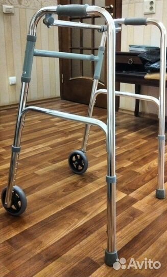 Ходунки для взрослых и пожилых инвалидов