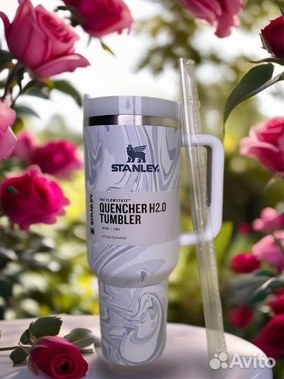 Автомобильная кружка Stanley