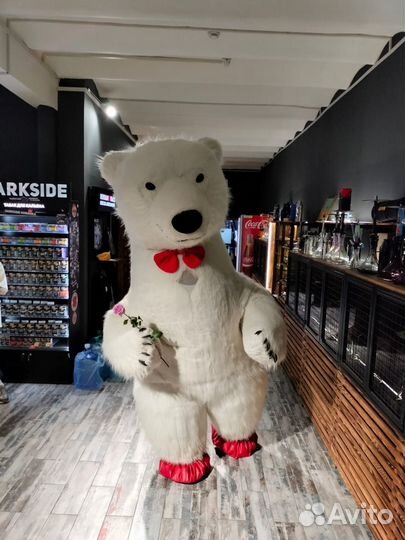 Поздравление от огромной гориллы Кинг Конга