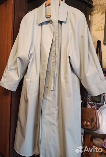 Плащ женский голубой Германия Размер 62- 64 Новый
