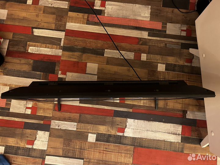 Монитор LG 32lj500u