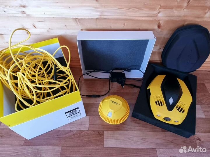 Подводный дрон Chasing Dory