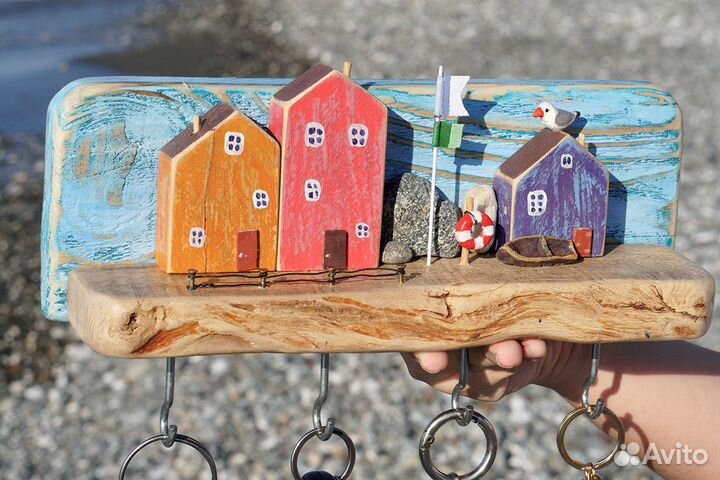Ключница деревянная дрифтвуд 