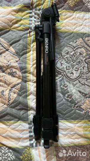 Штатив для фотоаппарата Benro