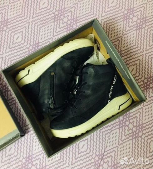 Демисезонные ботинки Ecco