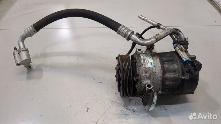 Компрессор кондиционера Opel Insignia