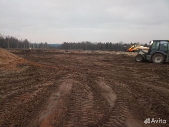 Экскаватор-погрузчик