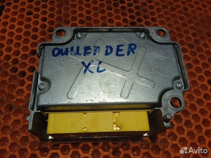 Блок AIR BAG Mitsubishi Outlander 2 (XL)