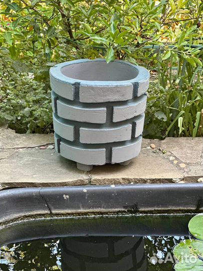 Вазон, кашпо, горшок для цветов из бетона