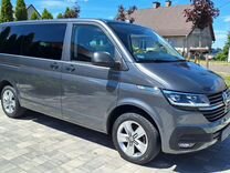 Volkswagen Multivan 2.0 AMT, 2020, 78 000 км, с пробегом, цена 2 150 000 руб.