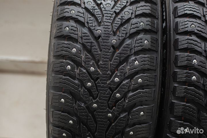 Nokian Tyres Hakkapeliitta 9 SUV 225/60 R17 99T