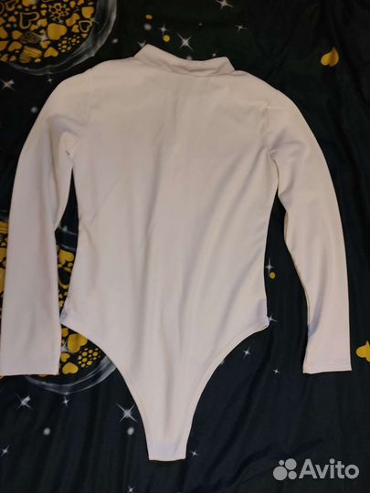 Комплект одежды 44-46. Костюм, боди, бижутерия