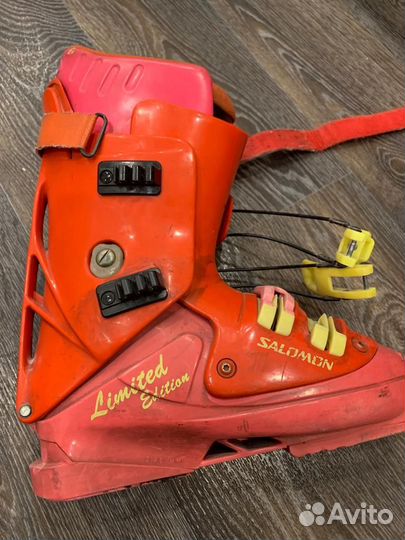 Горнолыжные ботинки