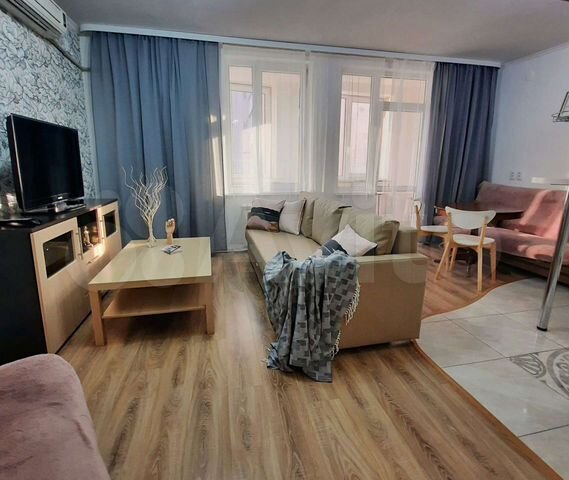 Квартира-студия, 60 м², 3/15 эт.