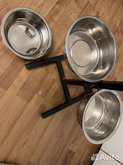 Подставка с регулируемой высотой и миски для собак